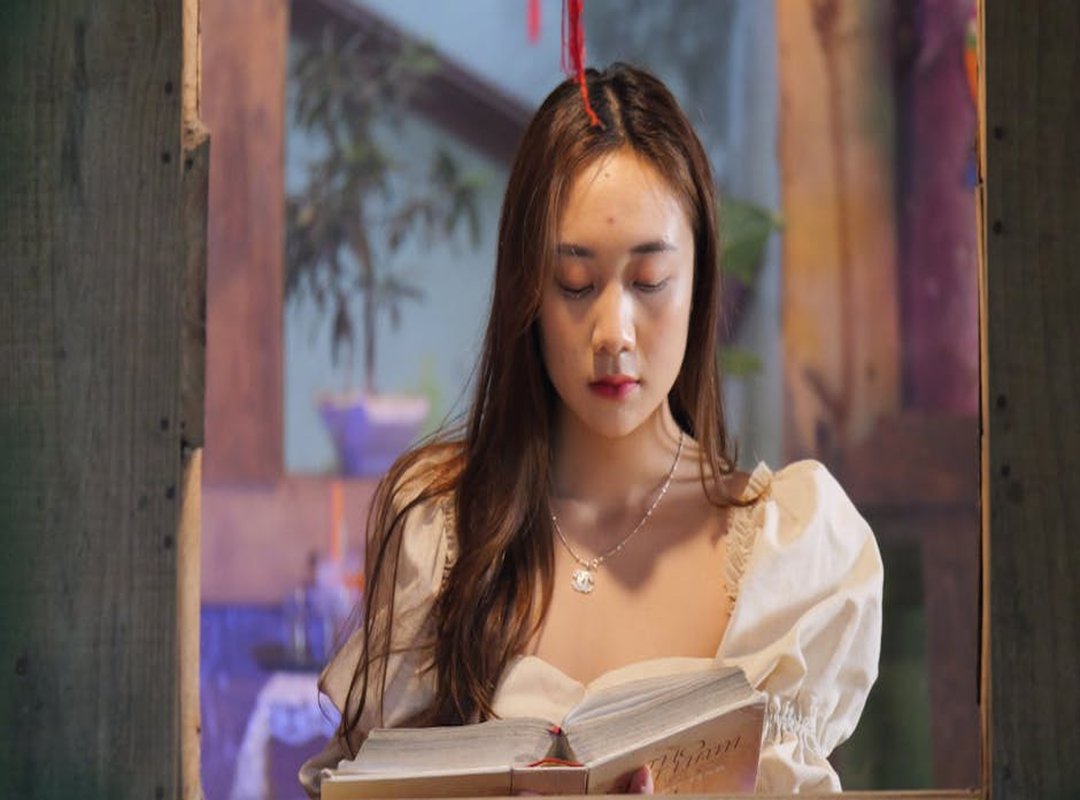 Fact vs. Fiction: Investigating the Teresa Fidalgo Legend